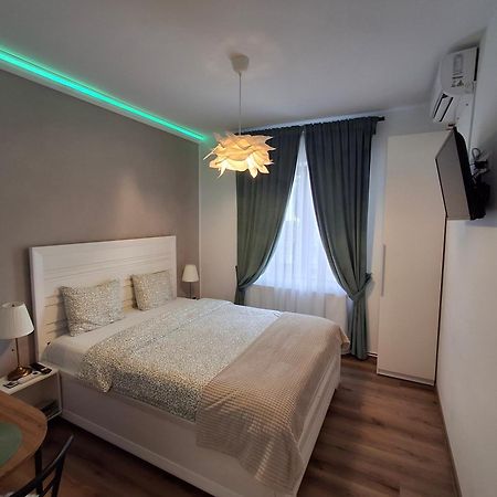 Clar Studio 1 Braşov Extérieur photo