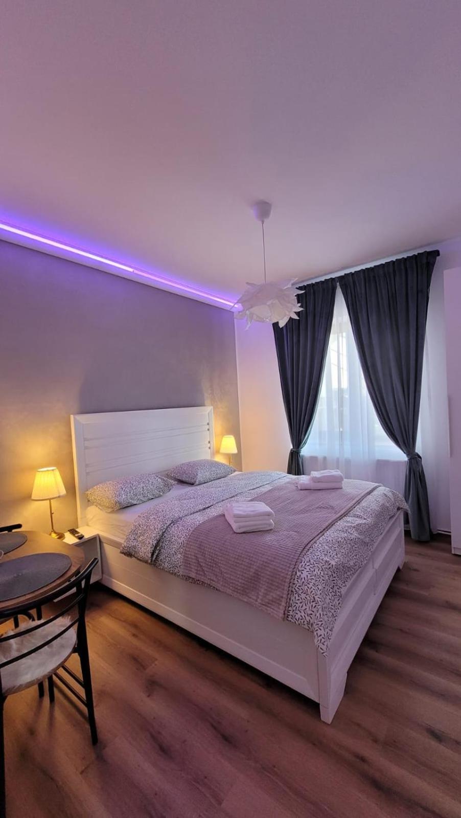 Clar Studio 1 Braşov Extérieur photo